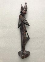 Prachtige DANSERES uit INDONESIE houtsnijwerk 29 cm, Ophalen of Verzenden