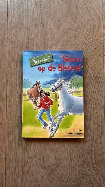 5 boeken van de Bleshof z.g.a.n. beschikbaar voor biedingen
