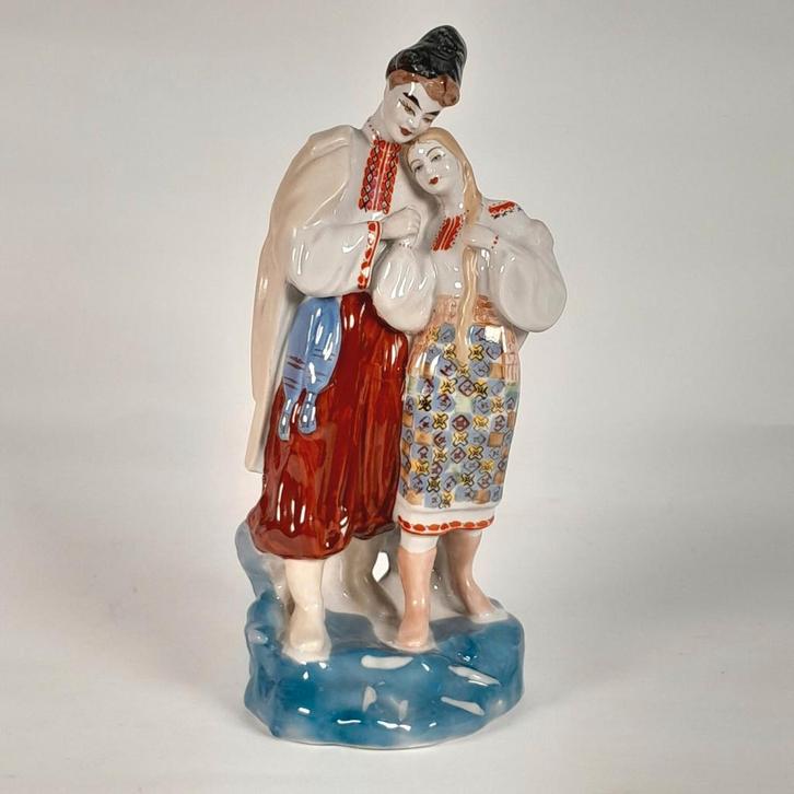 Vintage Soviet beeld - Romantisch stel - USSR CCCP Ukraine, Antiek en Kunst, Antiek | Porselein, Ophalen of Verzenden