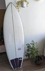 JS Black Baron 5'8 surfboard (31,7 Liter) + Fcs twin fins, Watersport en Boten, Golfsurfen, Shortboard, Zo goed als nieuw, Ophalen