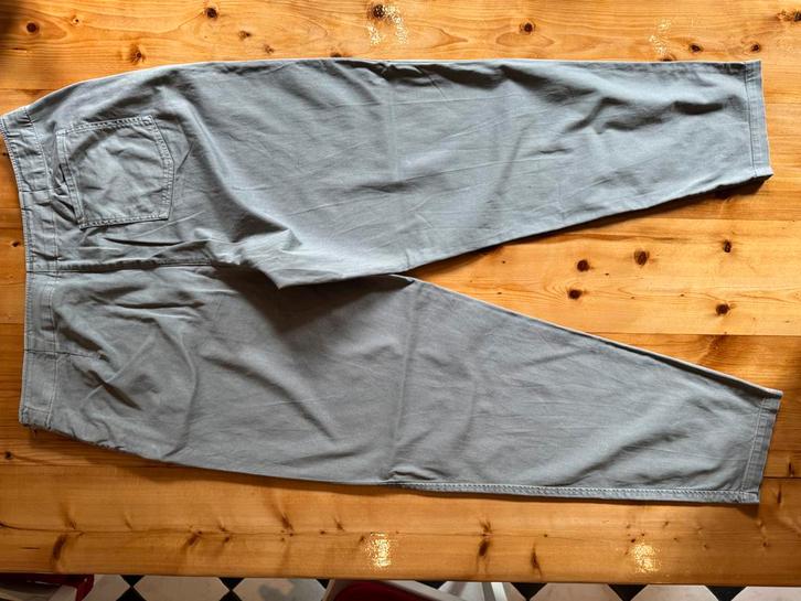 Ischiko Grijze Broek Maat 4 (46) gereserveerd, Kleding | Dames, Broeken en Pantalons, Zo goed als nieuw, Maat 46/48 (XL) of groter