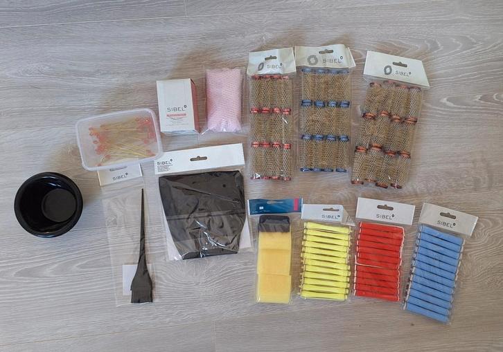 Kappers spullen voor: permanent, verven, krullen nieuw!, Sieraden, Tassen en Uiterlijk, Uiterlijk | Haarverzorging, Nieuw, Ophalen of Verzenden