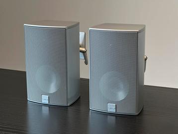 Canton CD 310 speakers incl. muurbeugels beschikbaar voor biedingen