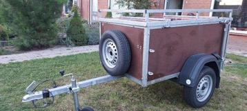 aanhanger NIEUWSTAAT--met afsluitbare deksel/achterklep-- beschikbaar voor biedingen