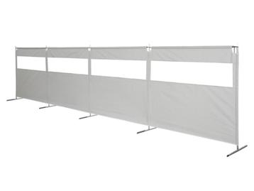 Windscherm met hoes beschikbaar voor biedingen