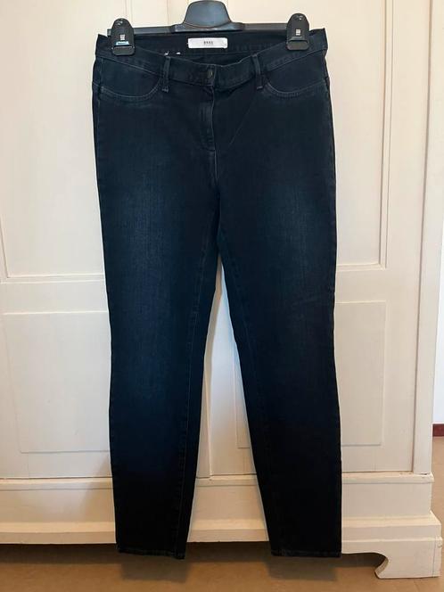 BRAX jeans mt 32/32 z.g.a.n., Kleding | Dames, Spijkerbroeken en Jeans, Zo goed als nieuw, W30 - W32 (confectie 38/40), Blauw