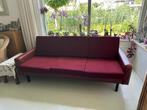 Bank donkerrood met ribfluweel beklede kussens, Huis en Inrichting, Banken | Bankstellen, Gebruikt, Minder dan 75 cm, 150 tot 200 cm