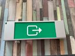 Nooduitgang bord met verlichting, Doe-het-zelf en Verbouw, Bouwverlichting, Ophalen of Verzenden, Zo goed als nieuw