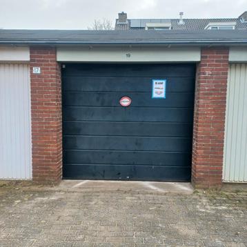 TE HUUR GARAGEBOX BARENDRECHT.  beschikbaar voor biedingen