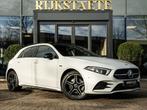 Mercedes A-Klasse A250e AMG|PANO|18''|SFEERV.|KEYLESS|CAMERA, Auto's, Mercedes-Benz, Gebruikt, 4 cilinders, Wit, Bedrijf
