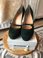 Prachtige suède pumps AB Donkers maat 41, Kleding | Dames, Schoenen, Ophalen of Verzenden, Zo goed als nieuw, Groen