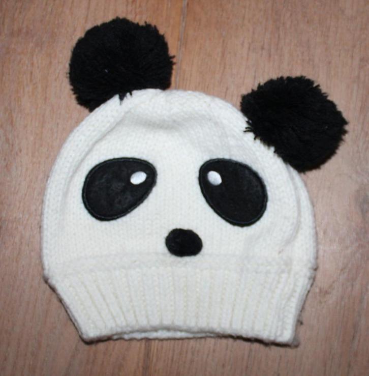Pandamuts circa 3-5 jaar, Kinderen en Baby's, Kinderkleding | Mutsen, Sjaals en Handschoenen, Zo goed als nieuw, Muts, Jongen