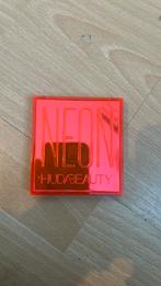 Huda beauty neon oogschaduw palette, Sieraden, Tassen en Uiterlijk, Uiterlijk | Cosmetica en Make-up, Ophalen, Zo goed als nieuw