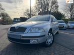Skoda Octavia 1.6 Ambiente A-C Elek Pakket Schuif/Dak, Voorwielaandrijving, Stof, Gebruikt, 4 cilinders