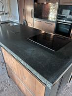 Zwart granieten keukenblad – ruw bekapte rand – 2 delen, Ophalen, Gebruikt, Zwart, 200 cm of meer