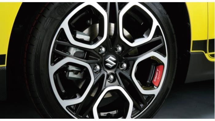 Embleem van een Suzuki Swift, Auto-onderdelen, Carrosserie en Plaatwerk, Suzuki, Gebruikt, 3 maanden garantie, Ophalen of Verzenden