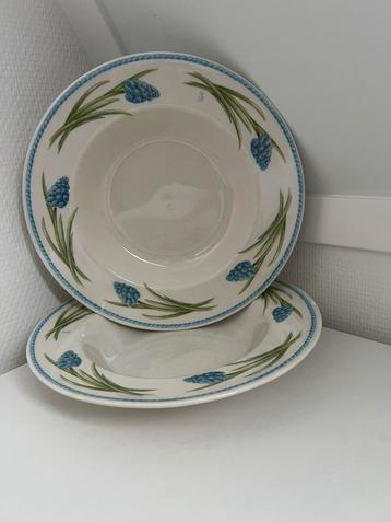 Marjolein Bastin - Forget me not diep bord beschikbaar voor biedingen