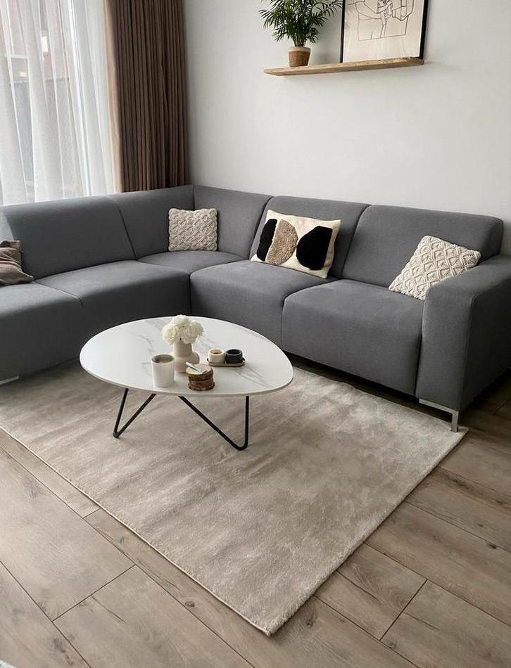 Ovale salontafel marmerlook in keramiek., Huis en Inrichting, Tafels | Salontafels, Zo goed als nieuw, Minder dan 50 cm, 100 tot 150 cm