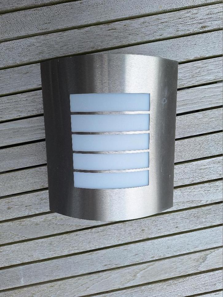 Massive buiten wandlamp, Tuin en Terras, Buitenverlichting, Gebruikt, Wandlamp, Rvs, Minder dan 50 watt, Netvoeding, Waterbestendig