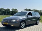 Volvo V70 2.4 170PK CHRONO XENON STL VERW 280DKM 2005, Voorwielaandrijving, Zwart, Leder en Stof, Stoelverwarming