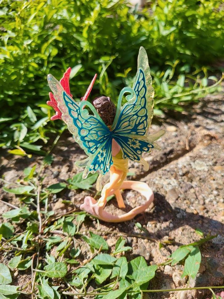 Schleich Bayala Elf met Vlinder Vleugels, Kinderen en Baby's, Speelgoed | Poppen, Zo goed als nieuw, Overige typen, Ophalen