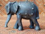 Mooi oud Oosters brons beeldje van een olifant 11,5 cm.