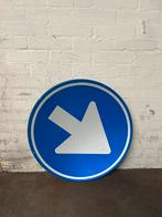 Verkeersbord verplichte rijrichting, Ophalen