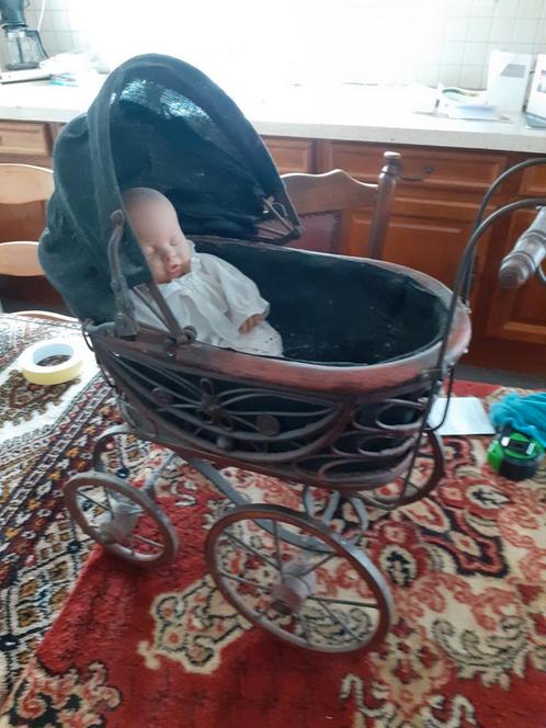 Antieke Poppenwagen met Metalen Frame, Antiek en Kunst, Antiek | Speelgoed, Ophalen