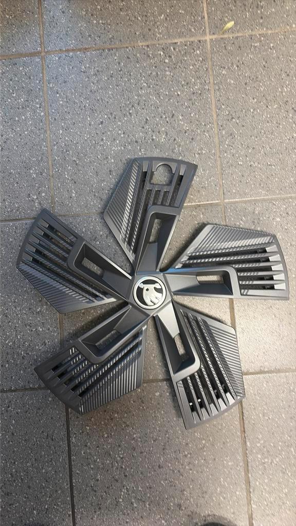 Skoda Kodiaq wieldop 18 inch - Nieuw!, Auto diversen, Wieldoppen, Nieuw, Ophalen