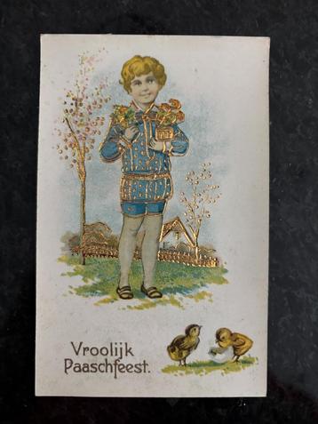 Antieke wenskaart vrolijk paasfeest met jongen.  beschikbaar voor biedingen
