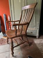 Mooie houten leunstoel (Windsor), Huis en Inrichting, Ophalen, Zo goed als nieuw