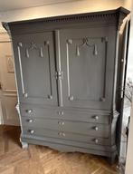Groot antiek kabinet, vintage kast brocante servieskast VdlM, Ophalen, Oude kabinetkast, donker taupe, grijs bruin buffetkast uniek