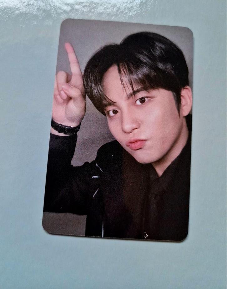 Jongho ateez preorder benefit pob photocards, Verzamelen, Muziek, Artiesten en Beroemdheden, Zo goed als nieuw, Foto of Kaart