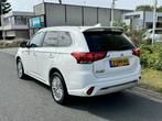 Mitsubishi Outlander 2.4 PHEV Intense 240PK AWD Navi•Camer, Auto's, Mitsubishi, Te koop, 5 stoelen, Gebruikt, 750 kg