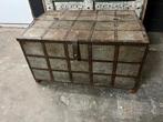 Indiase kist India kist hout met metaal oud, Huis en Inrichting, Woonaccessoires | Kisten, Verburgt Vintage, 50 tot 100 cm, Nieuw