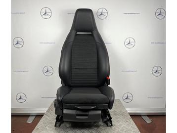 Stoel rechts van een Mercedes CLA beschikbaar voor biedingen