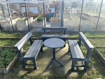 ROCKWOOD Tuinset 4 banken, 2 tafels  beschikbaar voor biedingen