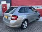 Skoda Fabia Combi 1.2 TSI JOY STOELVERW / CLIMA / PDC / BLUE, Voorwielaandrijving, Stof, Gebruikt, Origineel Nederlands