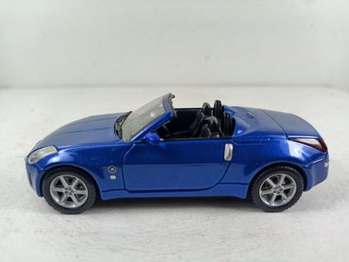 j collection 1/43  nissan 350z, Hobby en Vrije tijd, Modelauto's | 1:43, Zo goed als nieuw, Auto, Overige merken, Ophalen of Verzenden