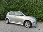 Daihatsu Sirion 2 1.3 Sport | NWE APK | AIRCO | BLUETOOTH, Voorwielaandrijving, Gebruikt, 4 cilinders, Handgeschakeld