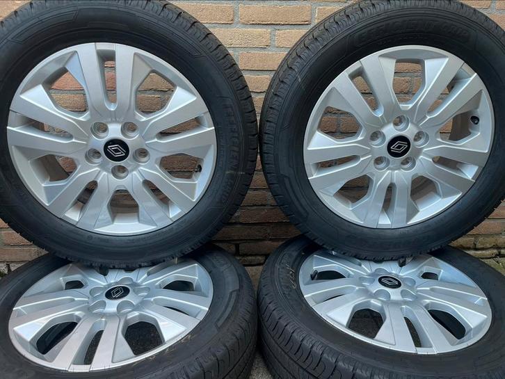 17” NIEUWE orig Renault trafic zomerset opel viavaro Talento, Auto-onderdelen, Banden en Velgen, Banden en Velgen, Zomerbanden