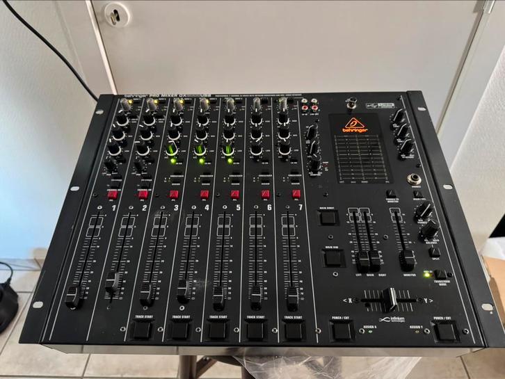 Behringer Pro Mixer DX2000USB DJ-mixer, Muziek en Instrumenten, Mengpanelen, Zo goed als nieuw, Minder dan 5 kanalen, Ophalen of Verzenden