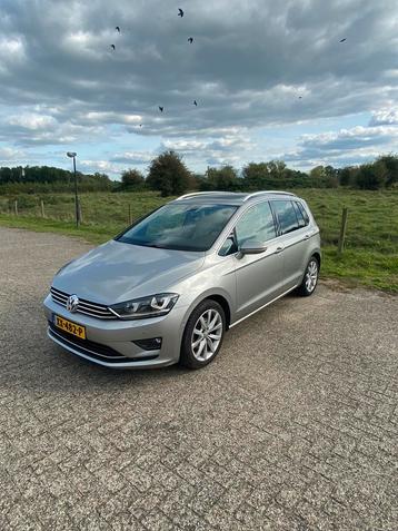 Volkswagen Golf Sportsvan 1.4 open dak, pdc, leder, trekhaak beschikbaar voor biedingen