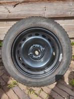 4 winter banden op velg. Van een fiat panda zo goed als nieu, Ophalen, 14 inch, Winterbanden, Band(en)