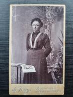 CDV vrouw Atelier de Jong, Ophalen of Verzenden, Voor 1940, Gebruikt, Foto