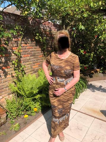 Prachtige 2 delige set top & rok aparte print mt L42 zgan beschikbaar voor biedingen