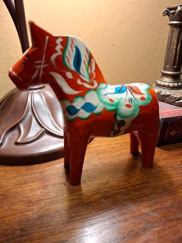 Dala Paard Zweden Nils Olsson beschikbaar voor biedingen