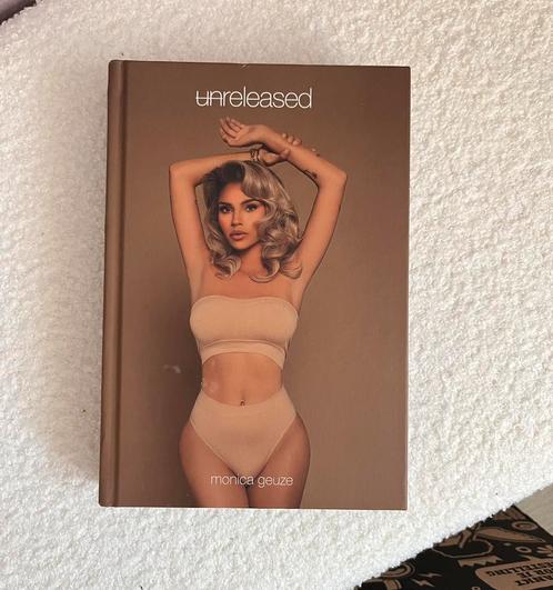 Monica Geuze - Unreleased, Boeken, Mode, Zo goed als nieuw, Mode algemeen, Ophalen of Verzenden