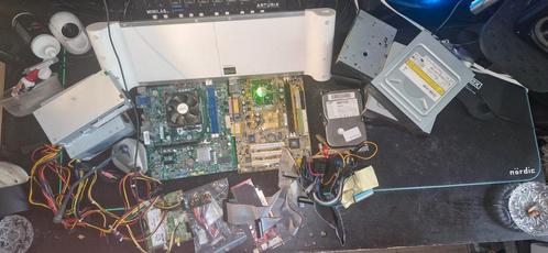 Allerlei computer onderdelen: van alles wat!, Computers en Software, Desktop Pc's, Zo goed als nieuw, 3 tot 4 Ghz, HDD, Minder dan 4 GB