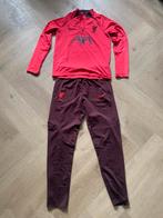 Voetbalteneu maat 147-158, Ophalen of Verzenden, Gebruikt, Jongen of Meisje, Sport- of Zwemkleding